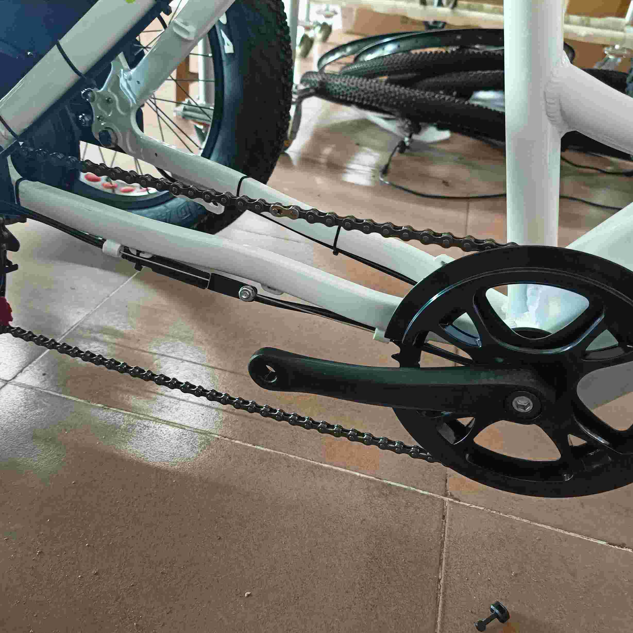Catena E-Bike ad Alte Prestazioni – Acciaio Legato Premium, Basso Attrito, Adattamento Universale per Tutte le Biciclette Elettriche 2 Catena E-Bike ad Alte Prestazioni – Acciaio Legato Premium, Basso Attrito, Adattamento Universale per Tutte le Biciclette Elettriche - HOTEBIKE - 2